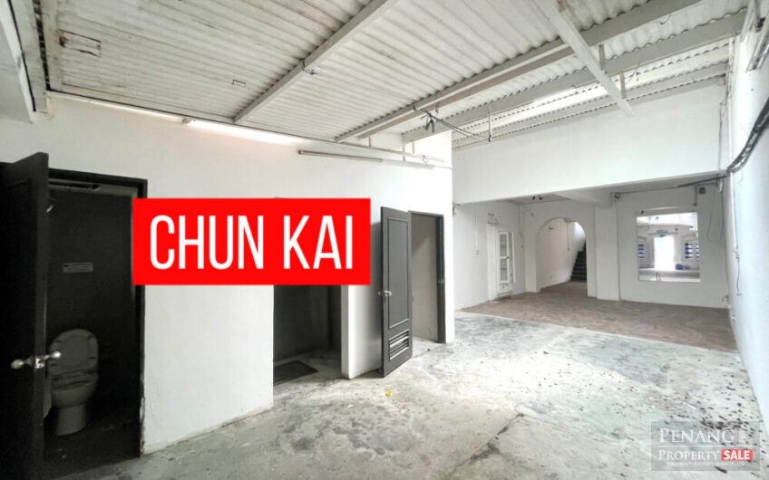 2 Storey ShopHouse @ Georgetown Facing Main Road For Rent
