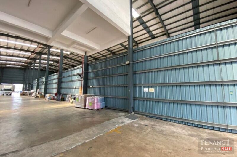 FACTORY SALE 2 STOREY AT PRAI FREE HOLD WAREHOUSE TYPE GOOD CONDITION
